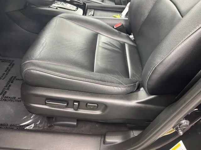 Used 2020 Black Honda Touring image 14