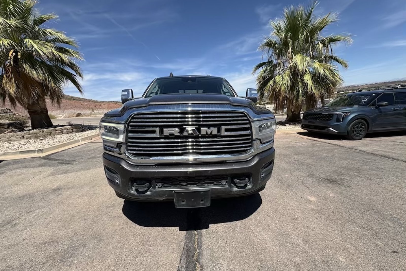Certified Used 2024 Granite Crystal Metallic Clearcoat Ram Laramie image 9