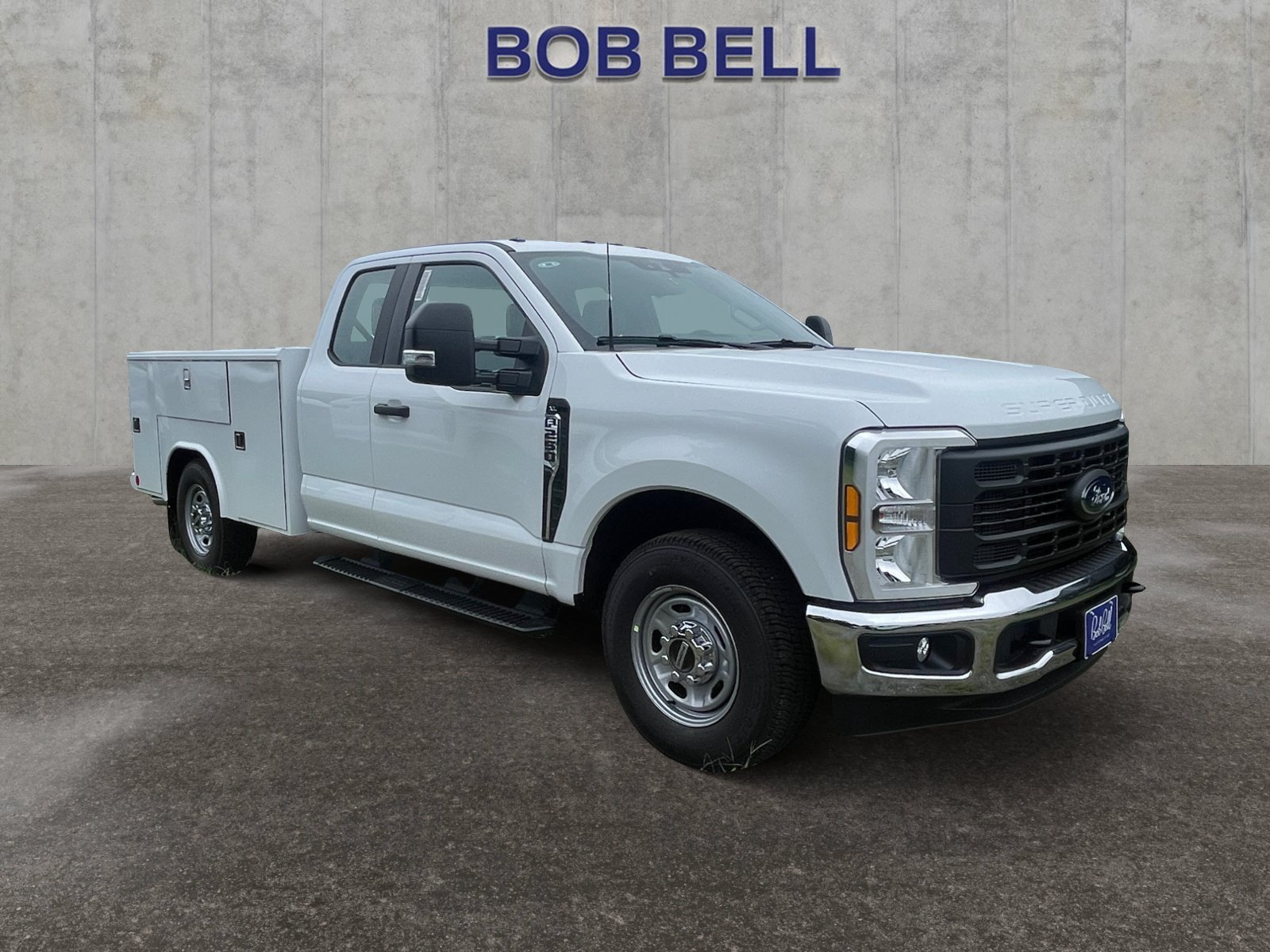 New 2026 Oxford White Ford F-250® XL image 7