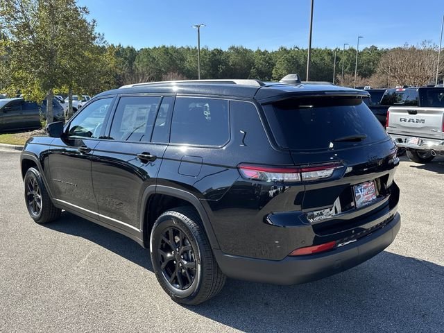 New 2025 Black Jeep Altitude X image 5
