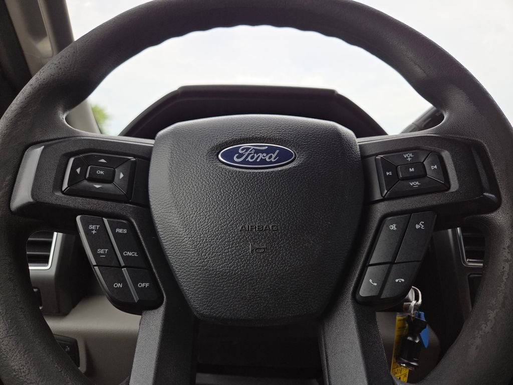 Used 2019 Gray Ford XLT image 22