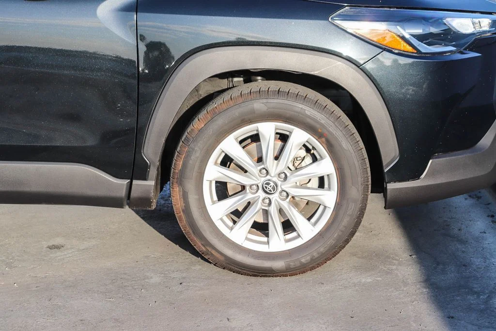 Used 2022 Black Toyota LE image 11