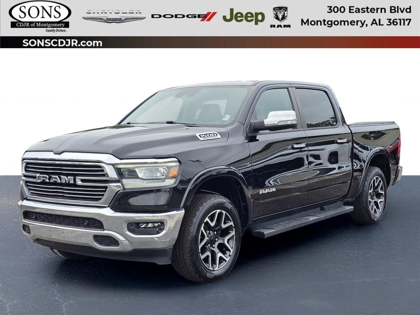 2021 RAM 1500 Laramie 4x4 Crew Cab 5'7's photo