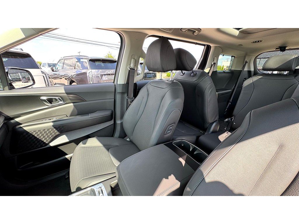 New 2027 Ivory Silver Kia SX image 8