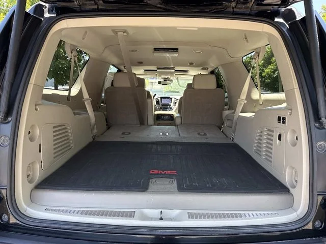 Used 2016 Black GMC Denali image 29