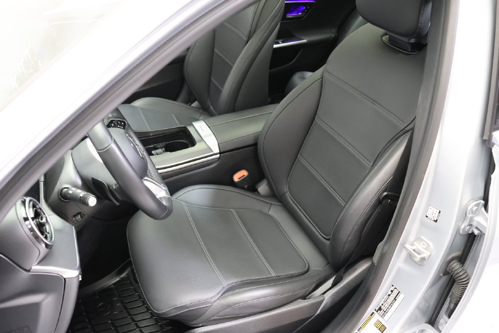 Certified Used 2024  Mercedes-Benz C 300 image 38