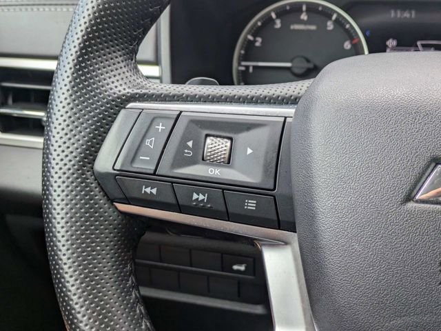 Used 2024 Gray Mitsubishi SE image 26