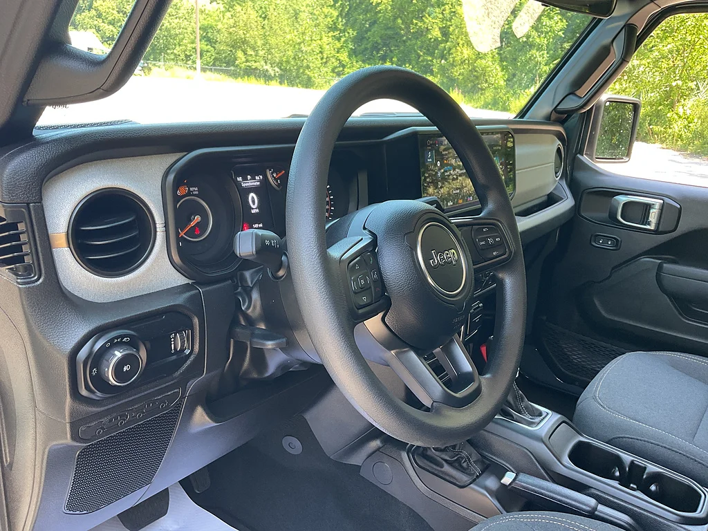 Used 2026 Anvil Clear Coat Jeep Sport image 10