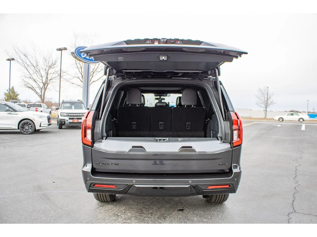 New 2026 DARK MATTER GRAY METALLIC Ford Platinum image 9