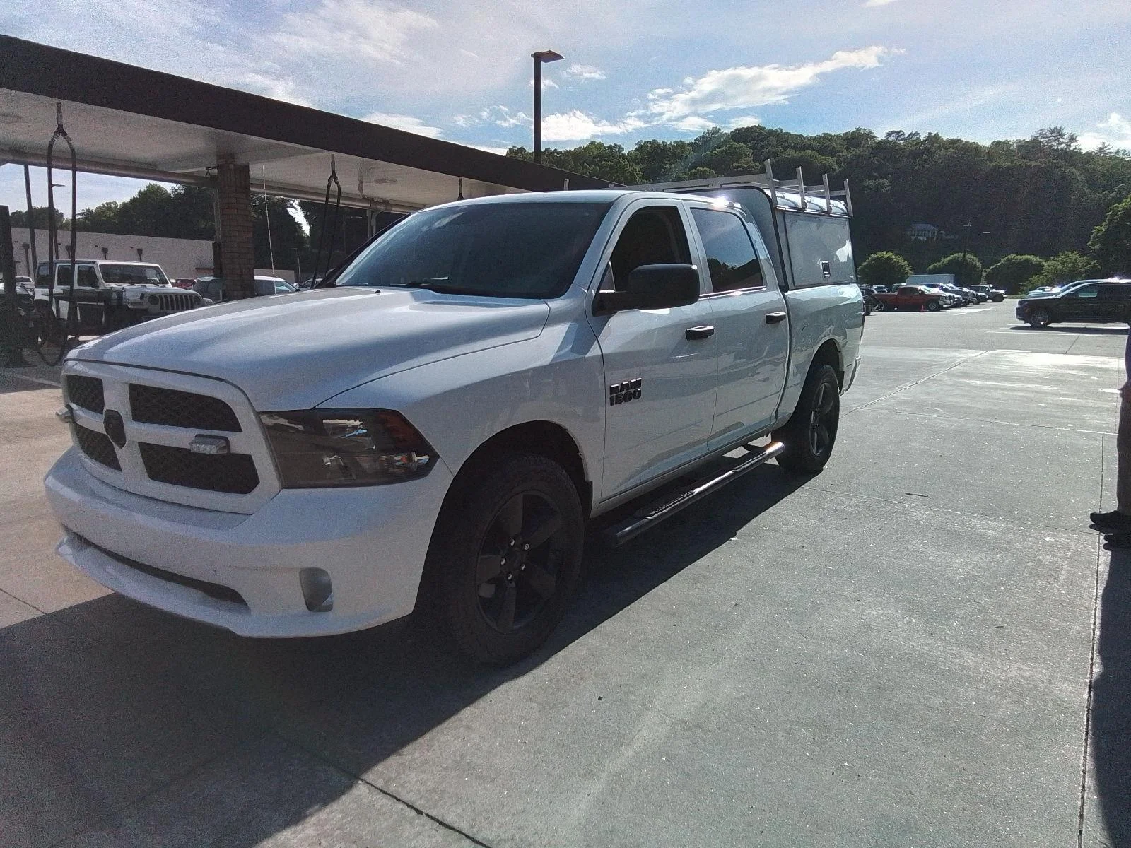 2018 RAM 1500 Express 4x4 Crew Cab 5'7's photo
