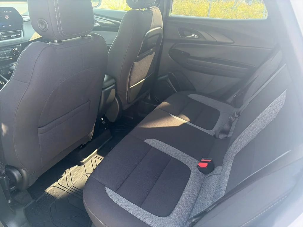 Used 2026 White Chevrolet LT image 14