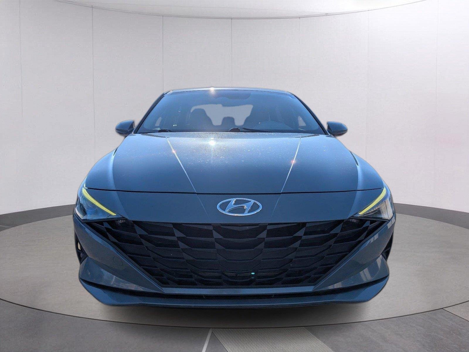 Used 2023 Electric Shadow Hyundai SEL image 10