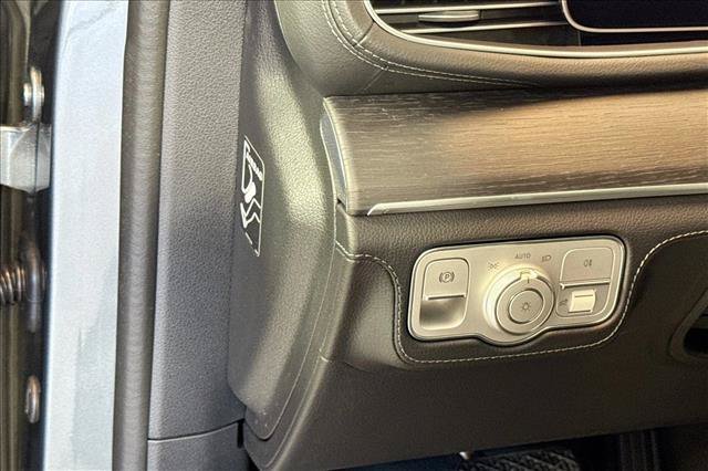 New 2026 Selenite Grey Metallic Mercedes-Benz GLE 580 image 40