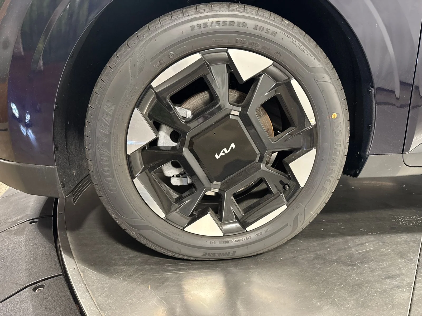 New 2026 Blue Kia EX image 2