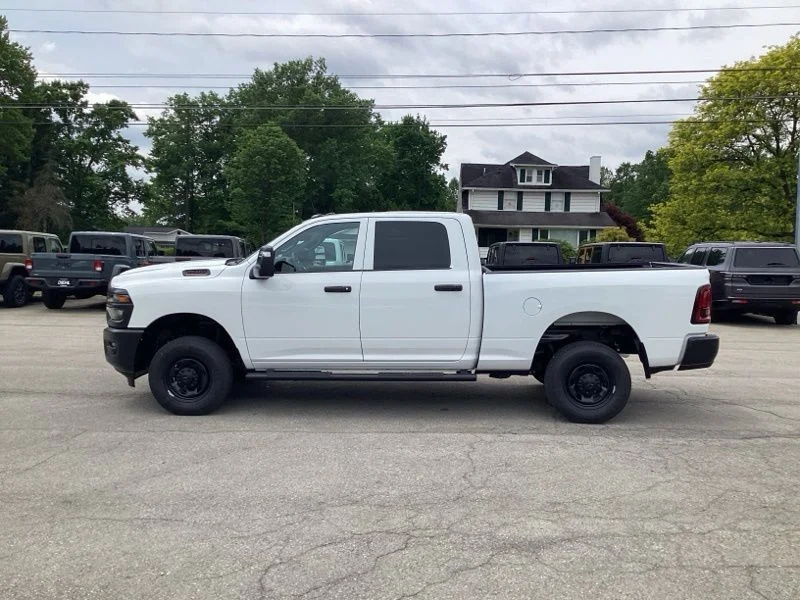 New 2026 Bright White Clear-Coat Exterior Paint RAM Tradesman image 4