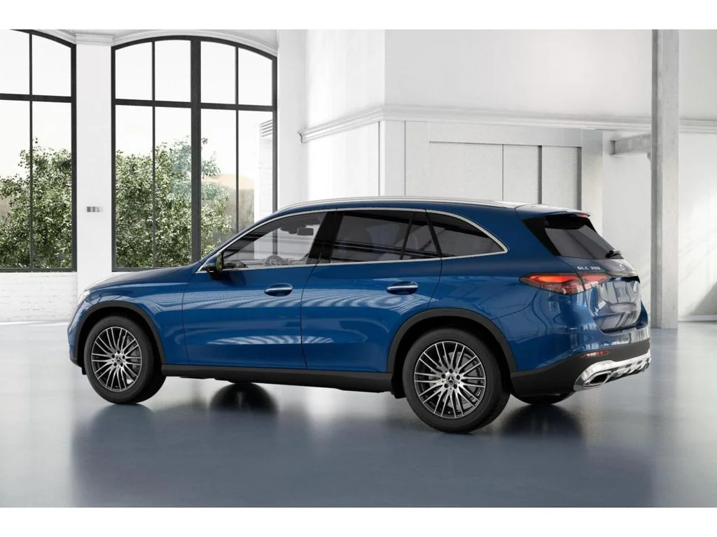 New 2026 Blue Mercedes-Benz GLC 300 image 31