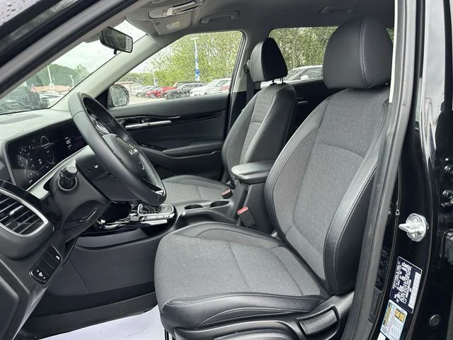 Used 2024 Black Kia X-Line image 15