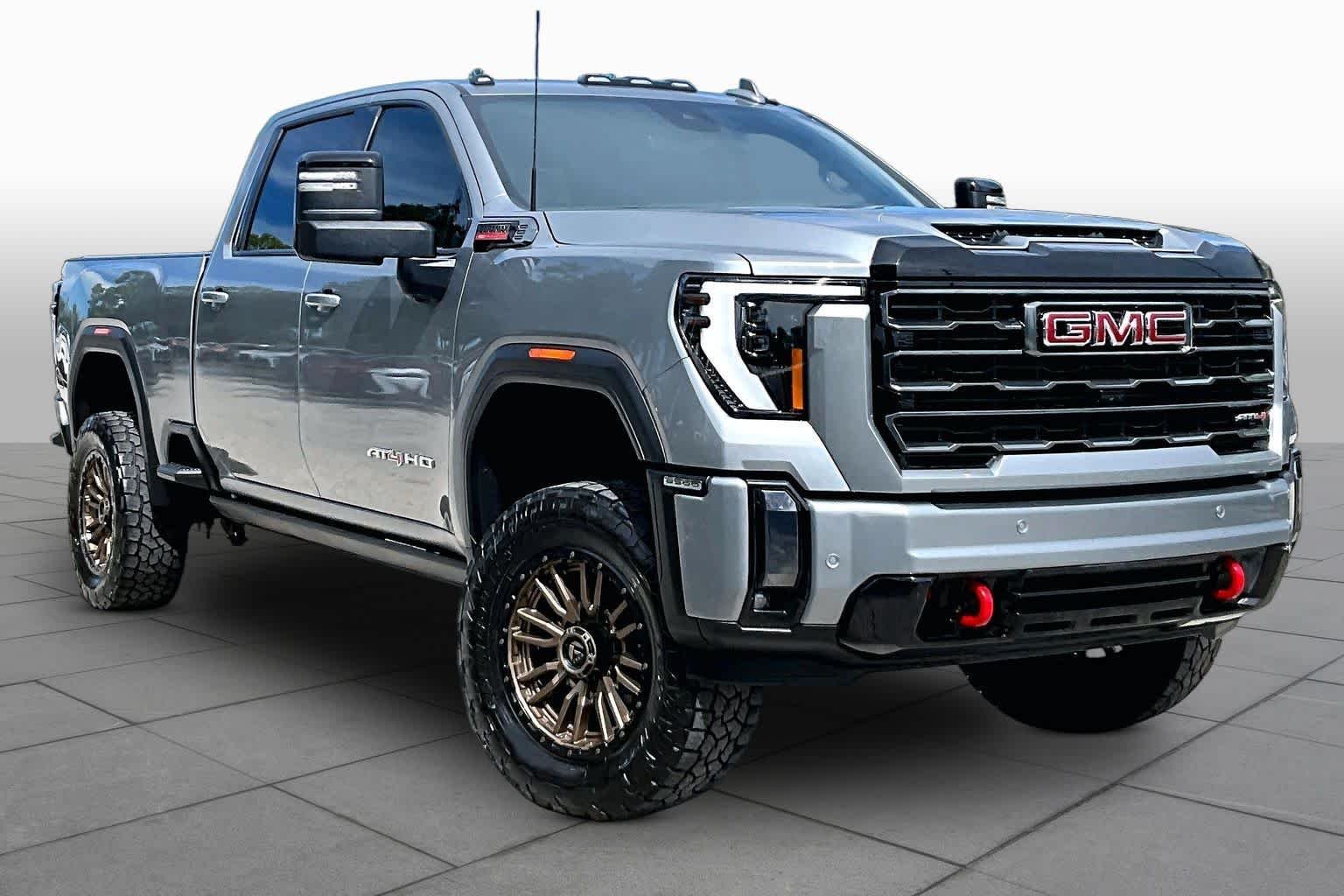 Used 2024 Sterling Metallic GMC AT4 image 3