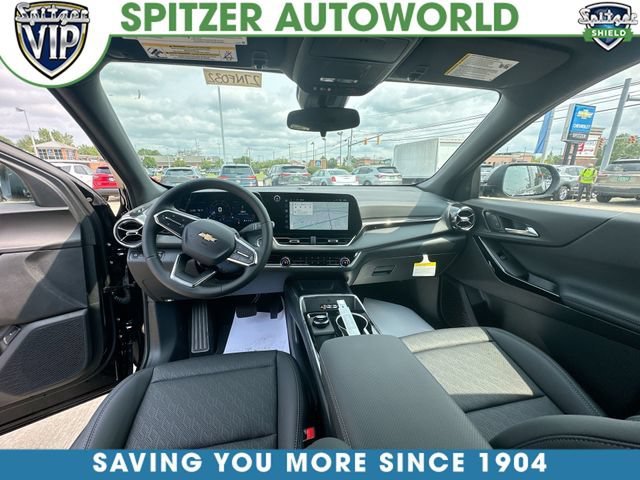 New 2027 Mosaic Black Metallic Chevrolet LT image 21