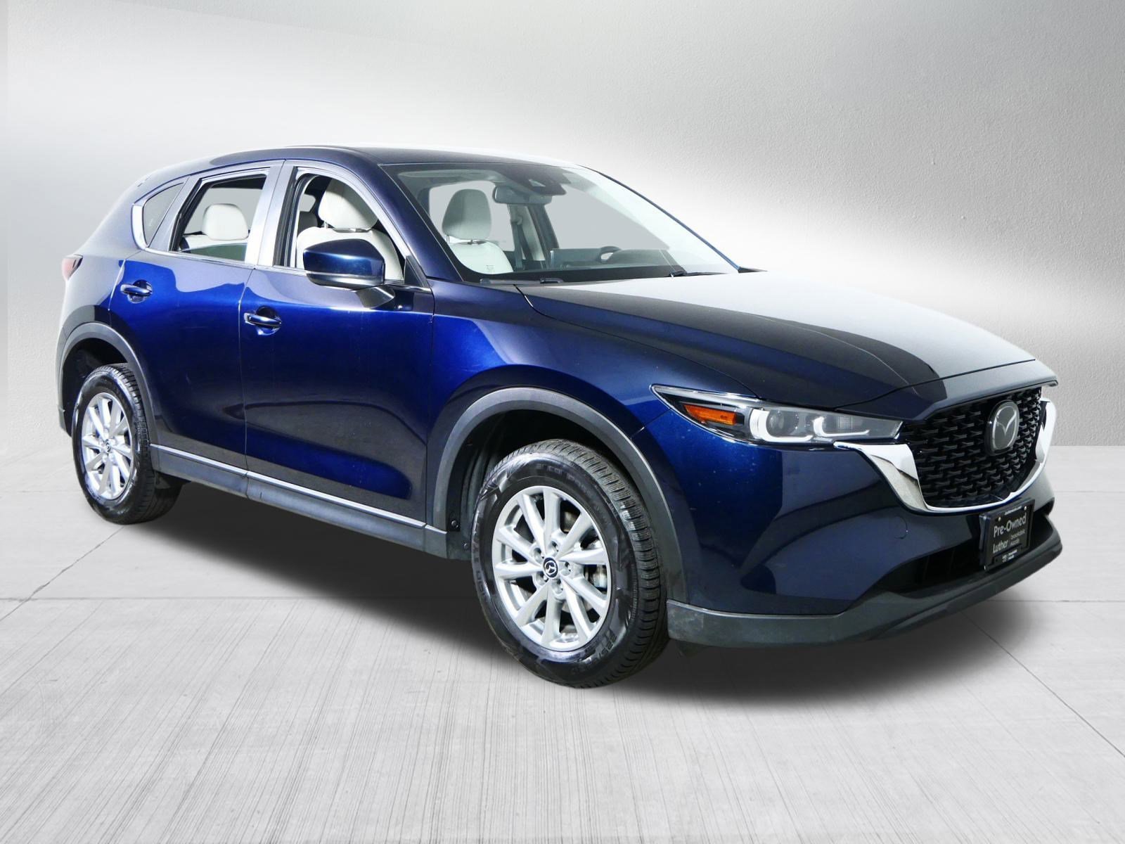 2022 Mazda CX-5 S Preferred package
