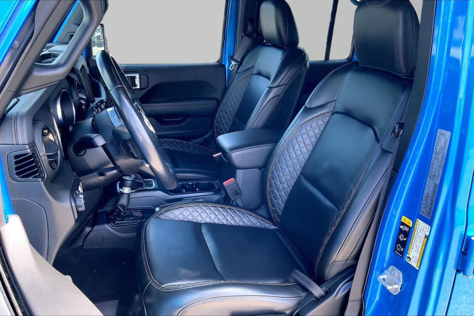 Used 2022 Hydro Blue Pearlcoat Jeep Unlimited High Altitude image 15