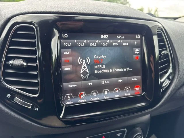 Used 2018 Black Jeep Limited image 18
