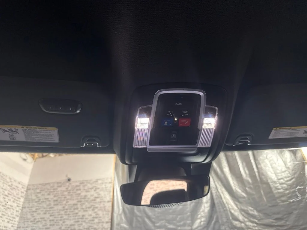 Used 2022 Billet Silver Metallic Clearcoat Ram Laramie image 21