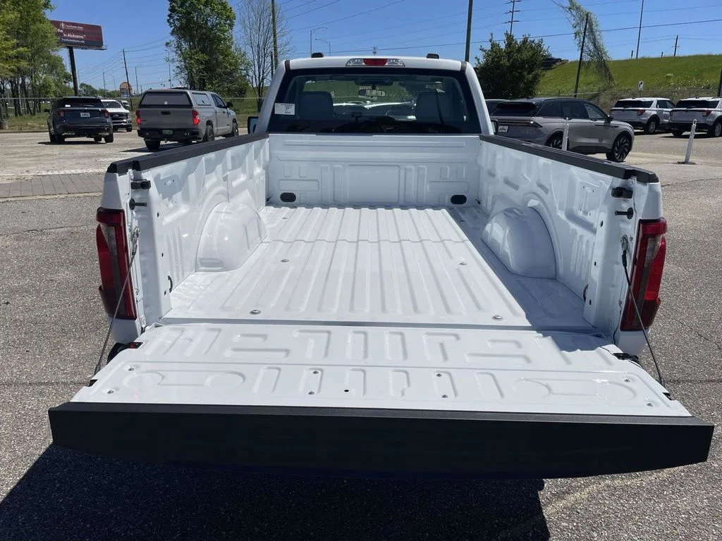 New 2026 Oxford White Ford XL image 10