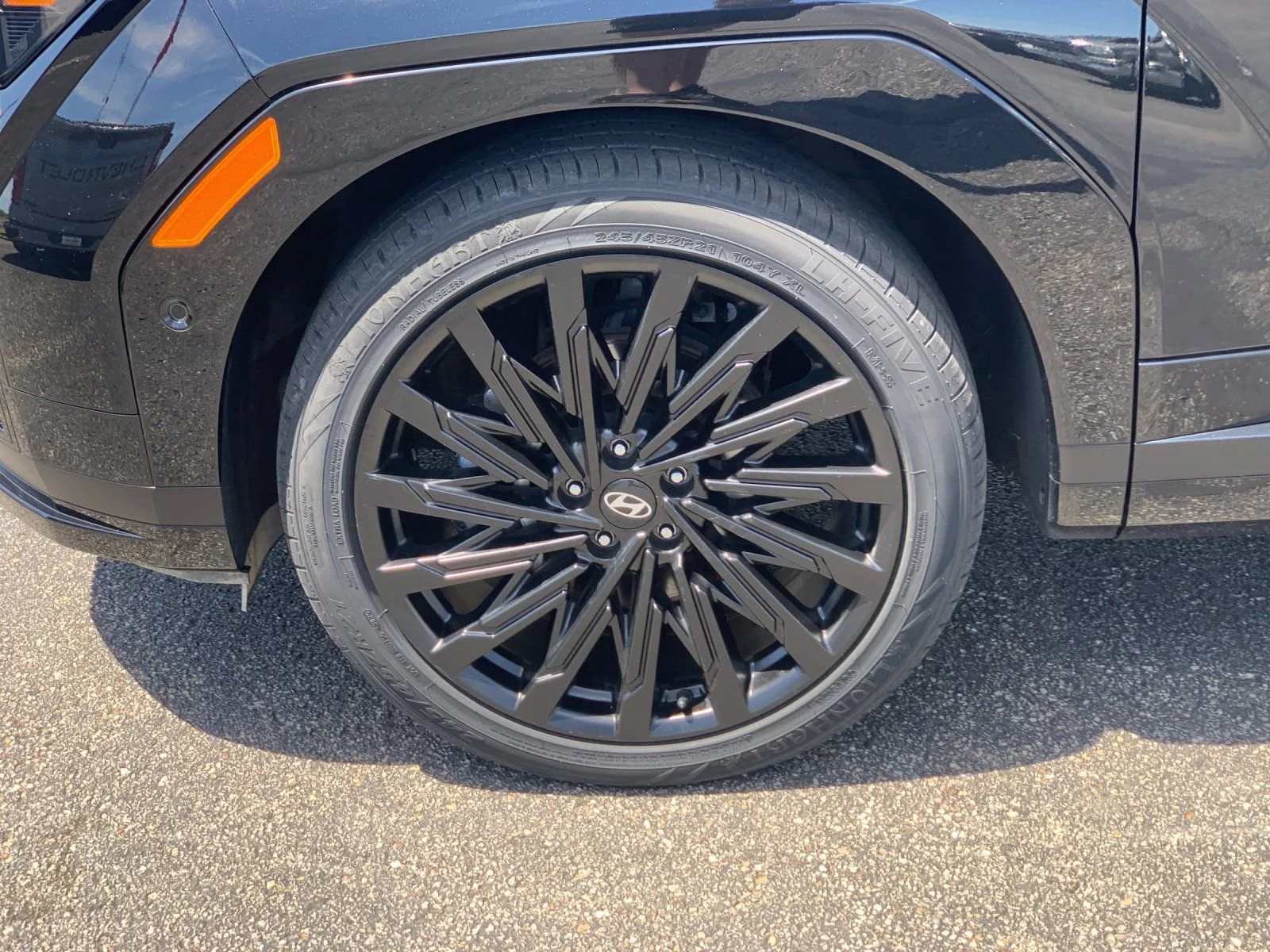 Used 2025 Black Hyundai Calligraphy image 31