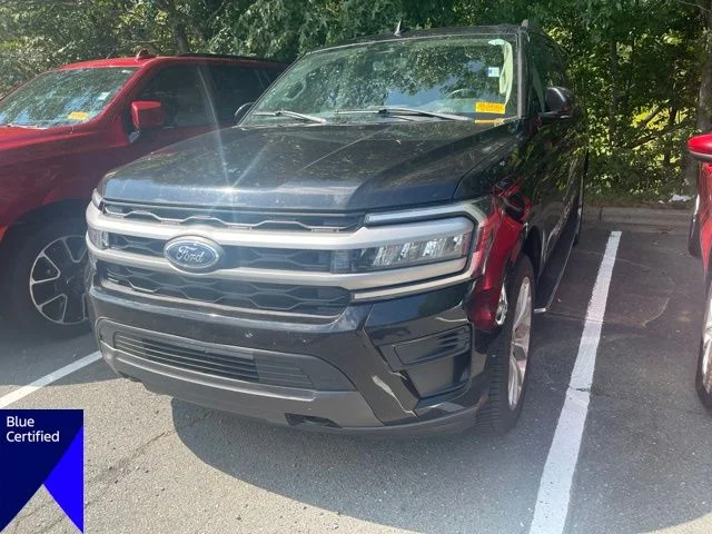 Used 2022 Black Ford XLT image 2