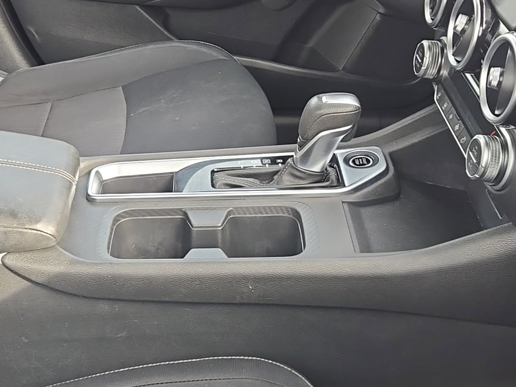 Used 2020  Nissan SV image 15