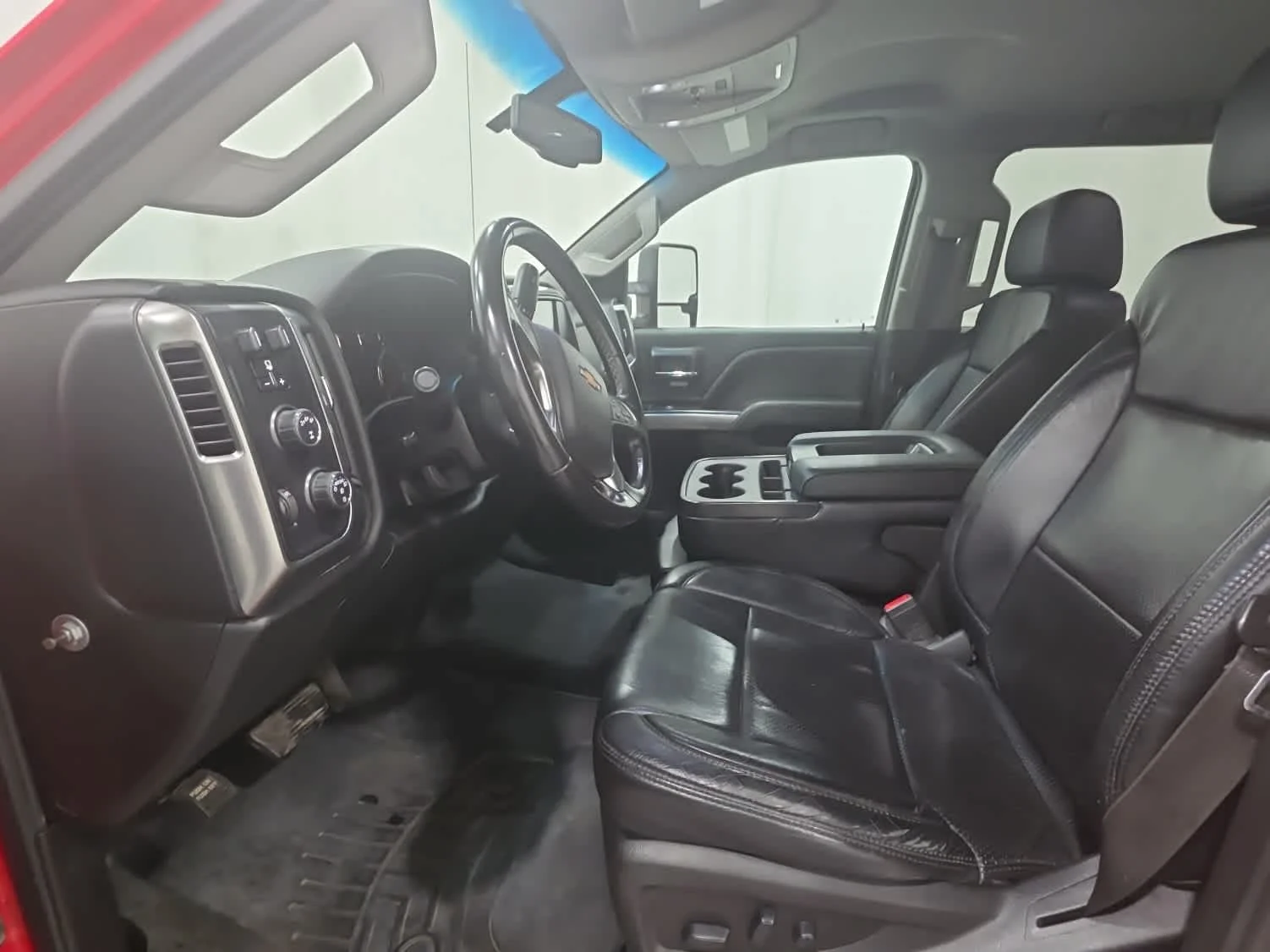 Used 2019 RED HOT Chevrolet LT image 12