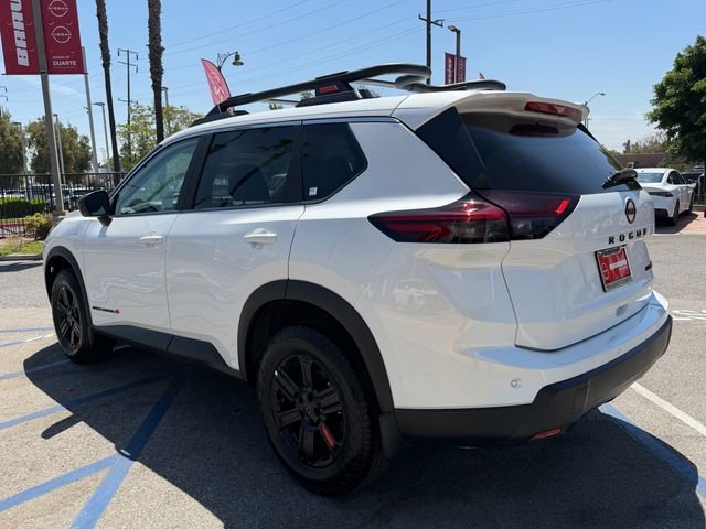 New 2026 Everest White Pearl TriCoat Nissan Rock Creek® image 5