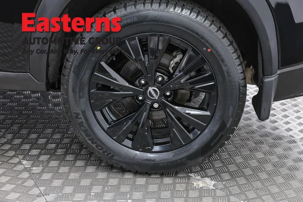 Used 2023 Black Nissan SV image 34