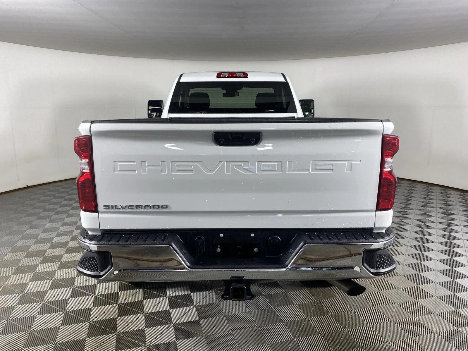 Used 2025 Summit White Chevrolet WT image 6
