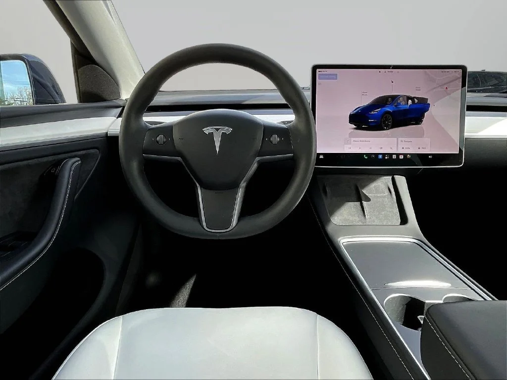 Used 2024 Deep Blue Metallic Tesla Long Range image 10