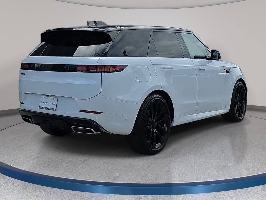 New 2026 Beige Land Rover Dynamic SE image 7