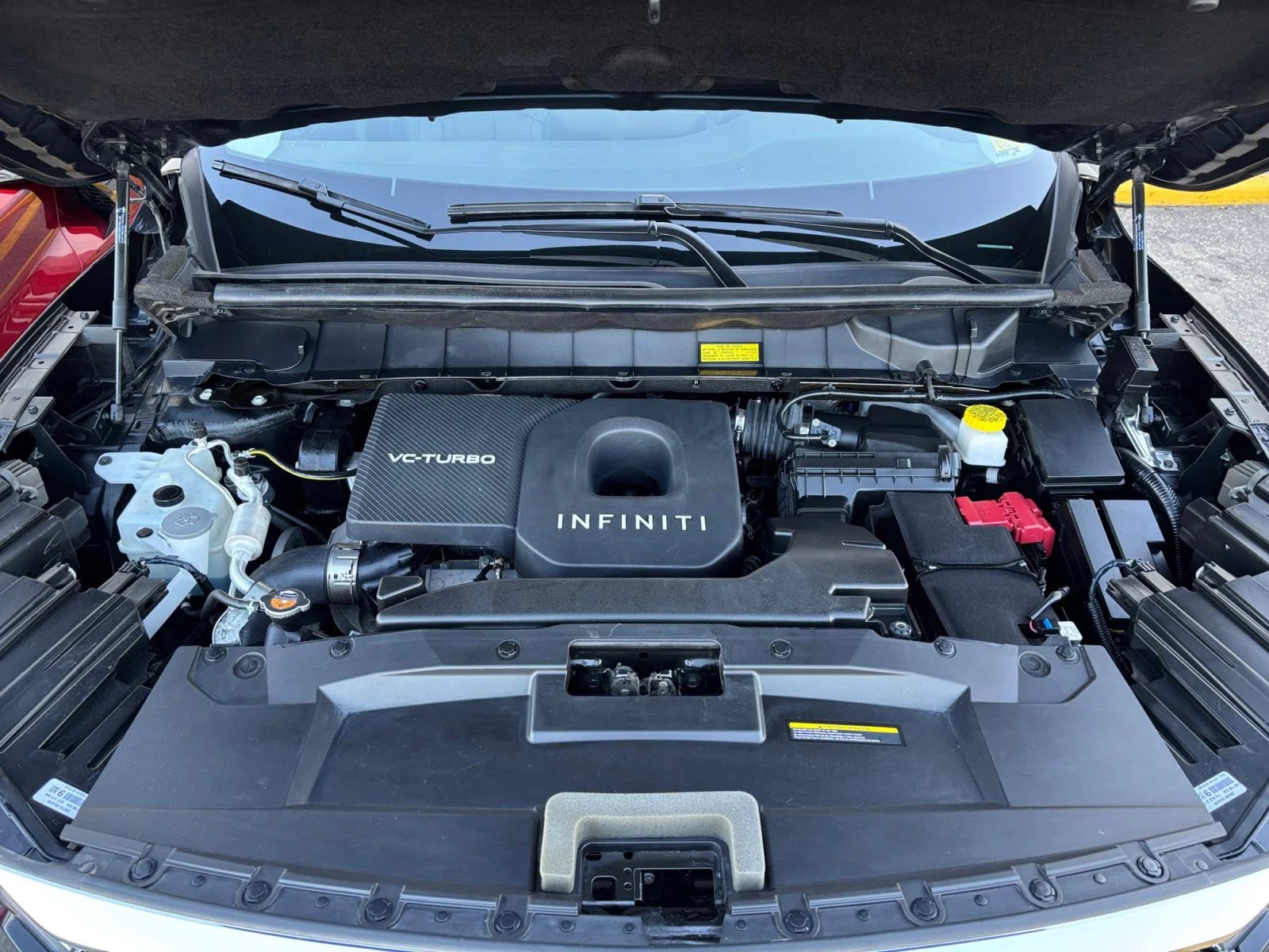 Used 2025 Black INFINITI LUXE image 20