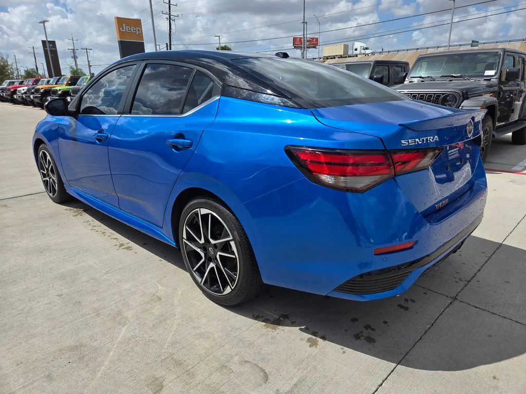 Used 2025 Blue Nissan SR image 5