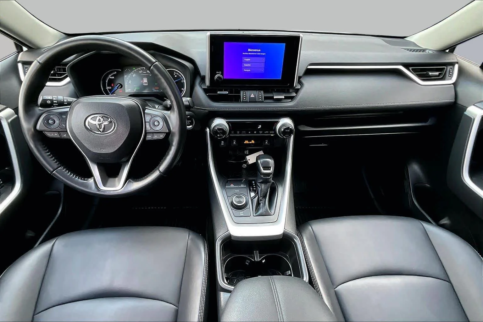 Certified Used 2024 Wind Chill Pearl Toyota Hybrid XLE Premium image 15