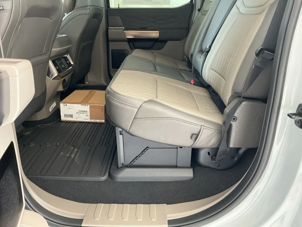 New 2026 Avalanche Ford F-350® Platinum® image 28