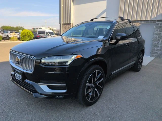 Used 2023 Onyx Black Metallic Volvo  image 7
