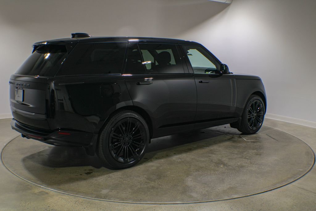 New 2026 Santorini Black Land Rover SE image 6