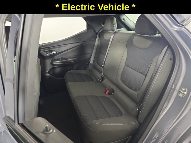 Used 2023 GRAY GHOST METALLIC Chevrolet LT image 24