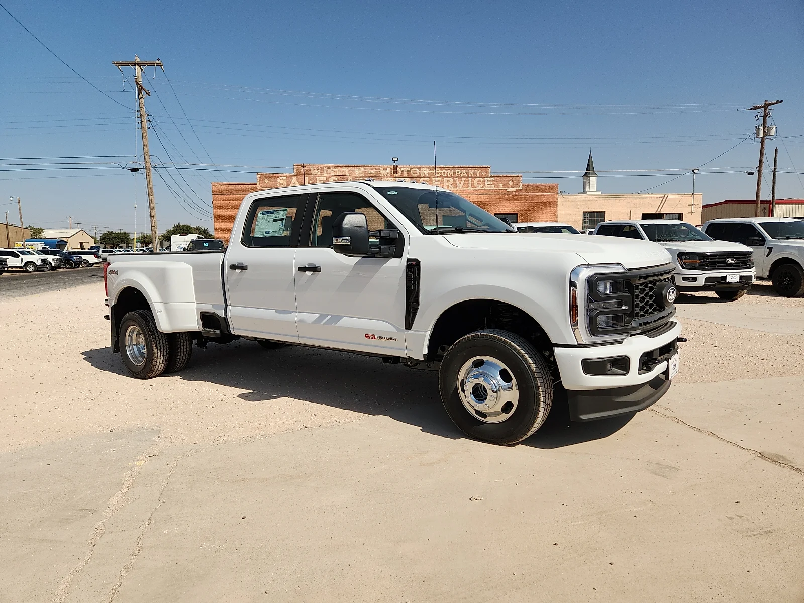 New 2027 Oxford White Ford XL image 8