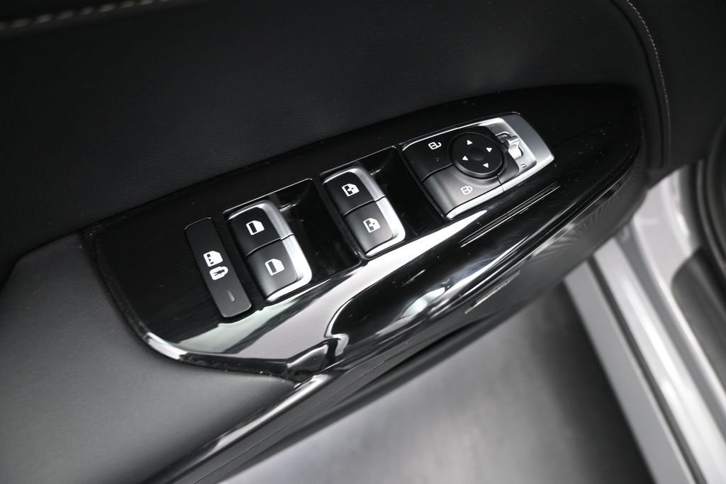 Used 2025 Gray Kia GT-Line image 13