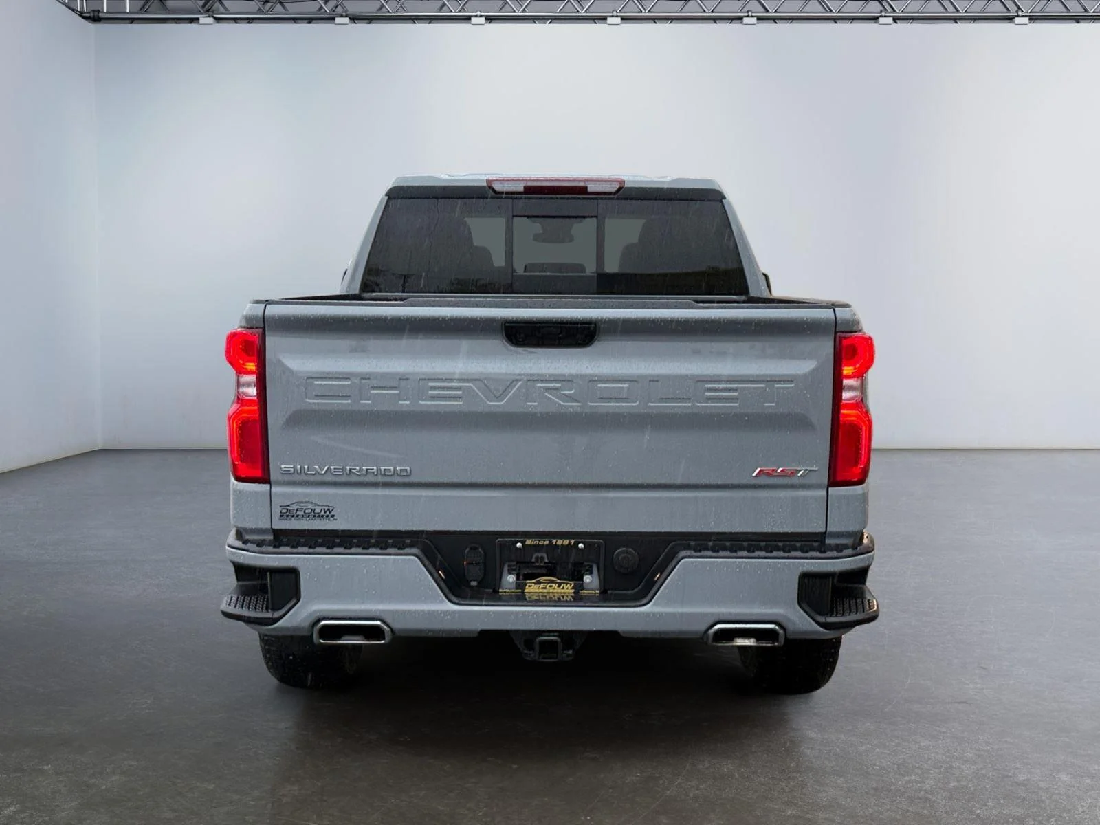 Used 2024 Slate Gray Metallic Chevrolet RST image 4