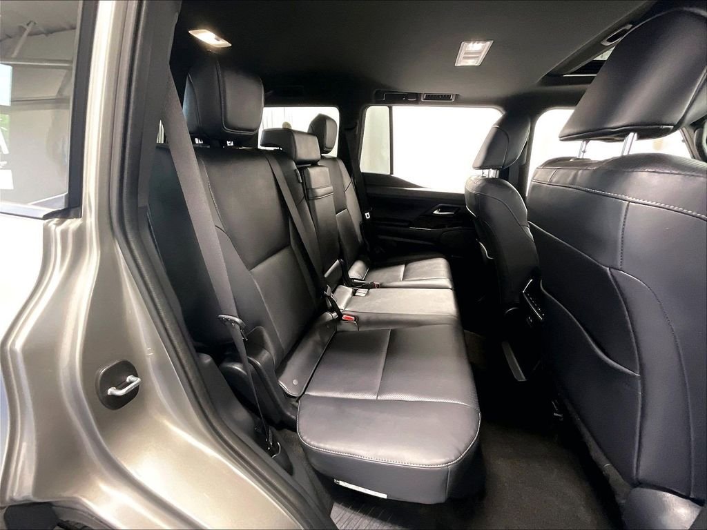 Used 2024 Silver Lexus 550 Premium+ image 16