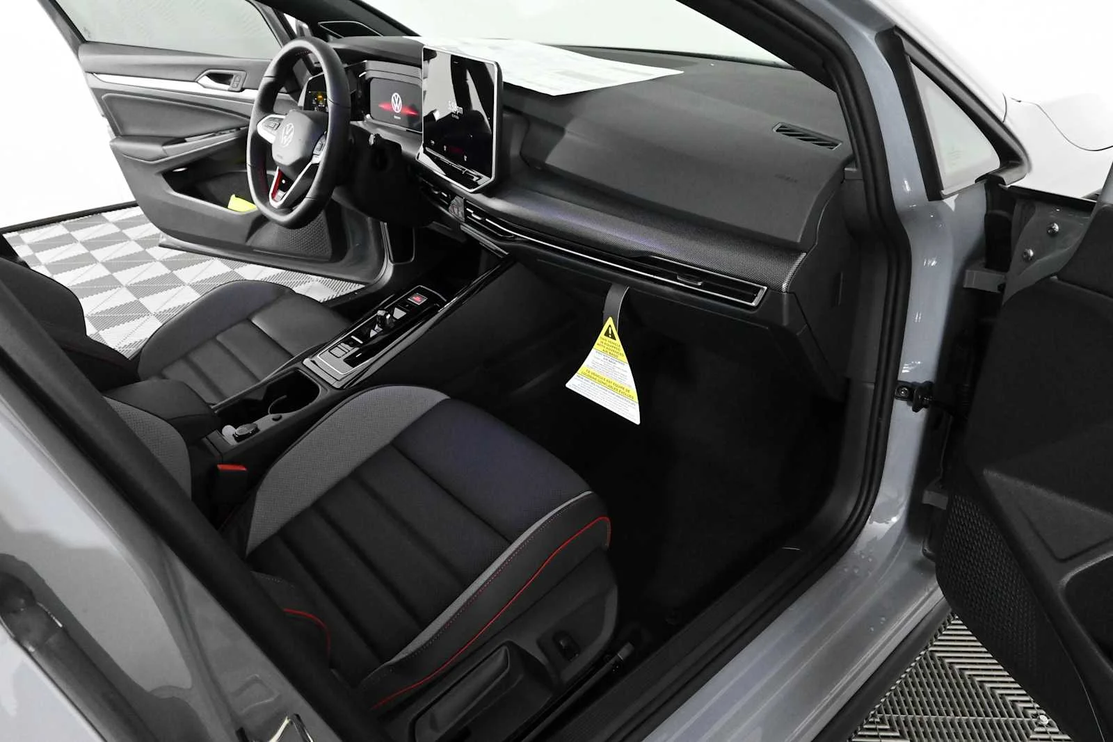 New 2026 Moonstone Gray Volkswagen SE image 10