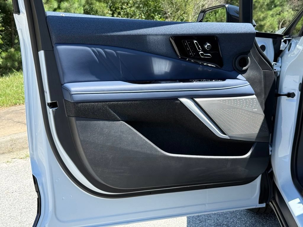 2026 Cadillac OPTIQ Premium Sport - Photo 16